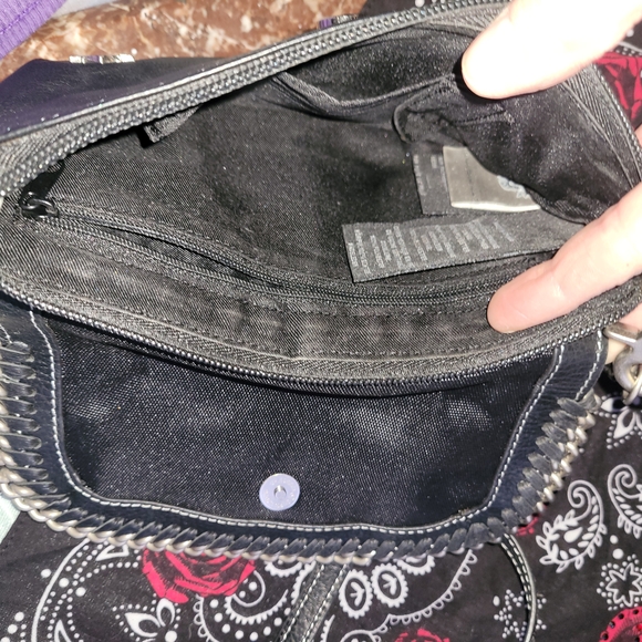 Harley-Davidson Black Crossbody Bag with Silver Chain - Picture 10 of 12